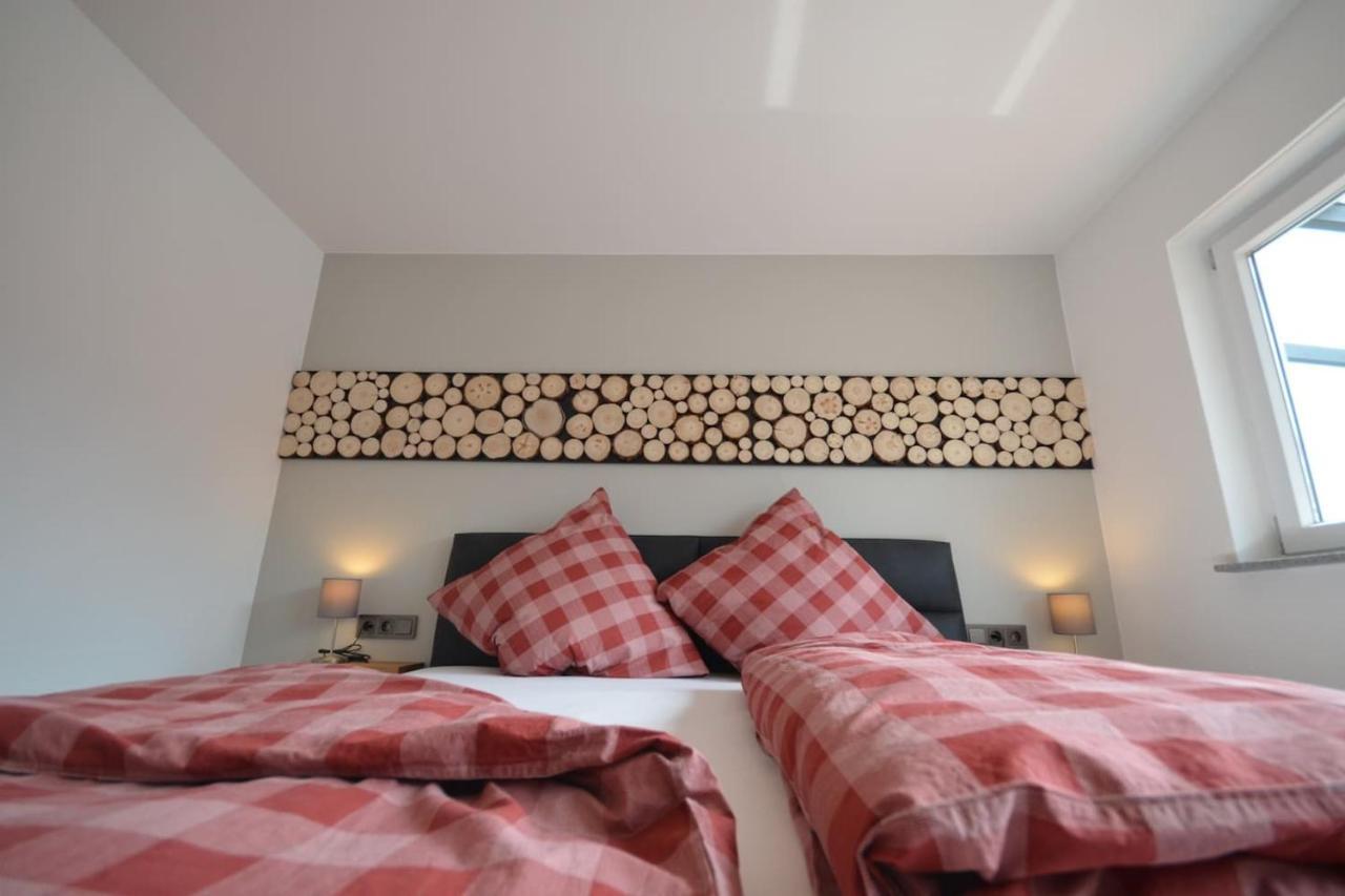 Apartment Keuerleber Holzmaden Bagian luar foto